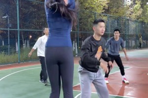 😍这样的美女谁防得住？